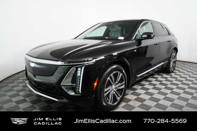 New 2026 Cadillac Lyriq Luxury RWD image 32