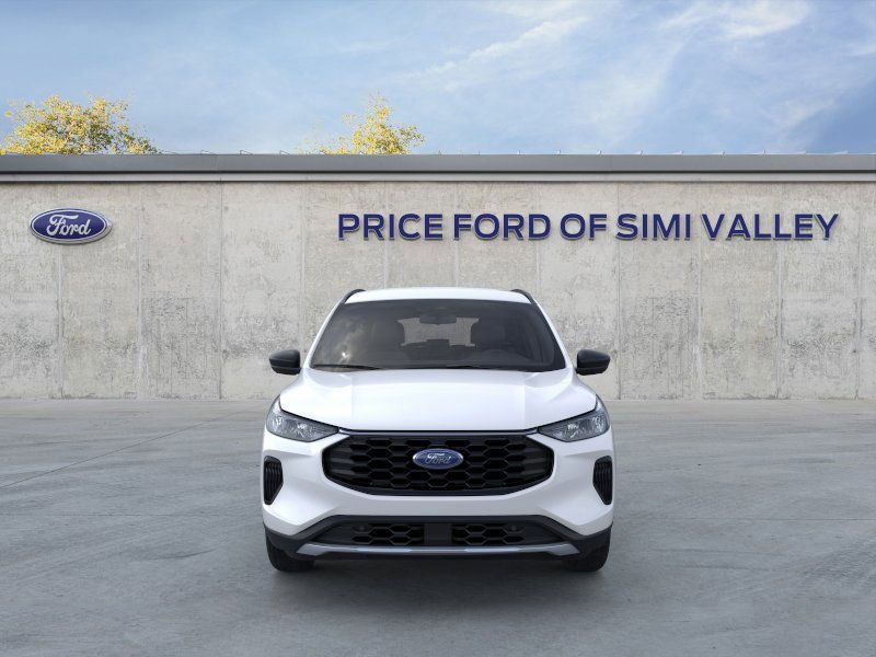 Used 2025 Ford Escape ST-Line w/ Equipment Group 301A image 6