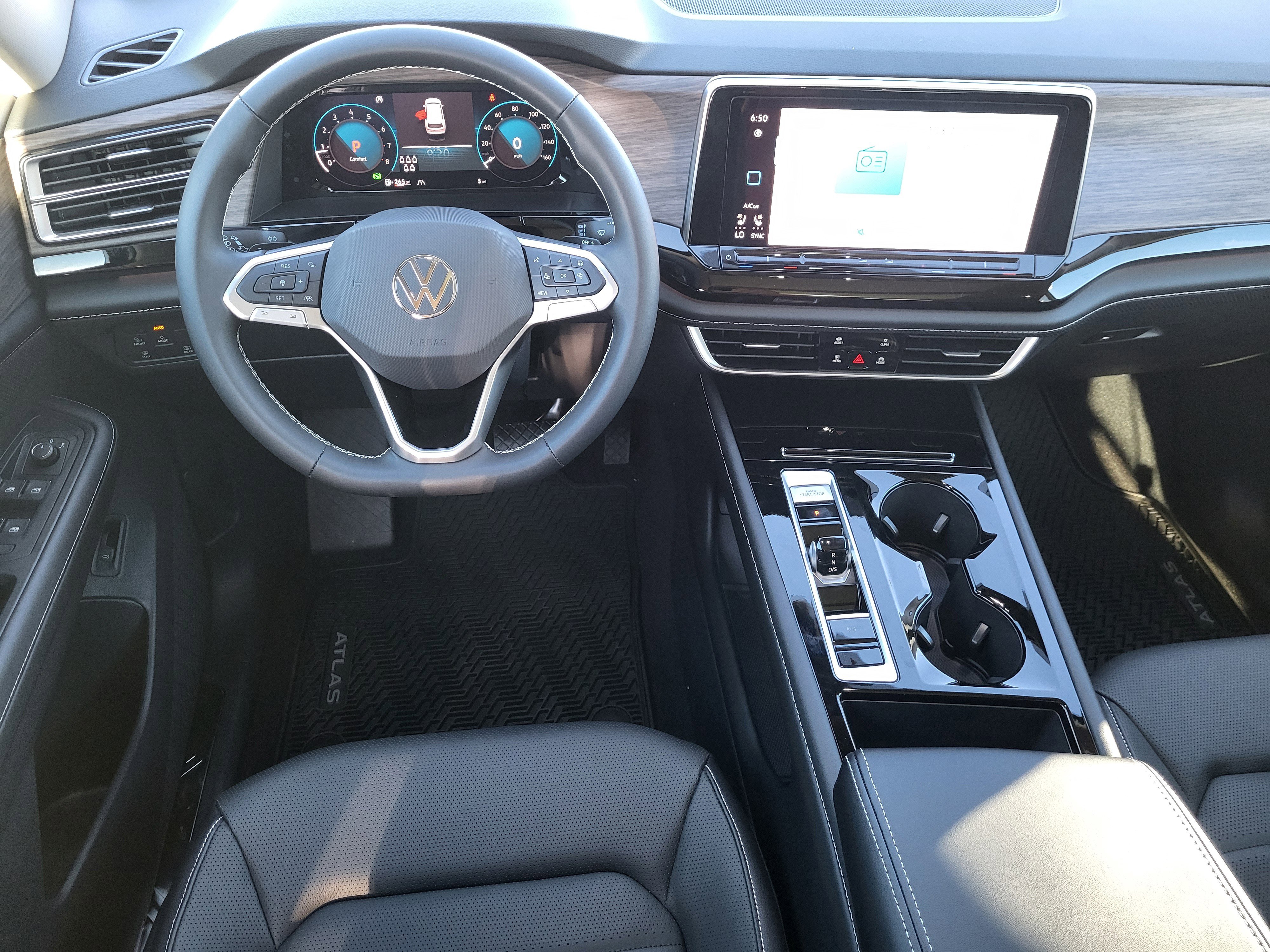 New 2026 Volkswagen Atlas SEL image 19