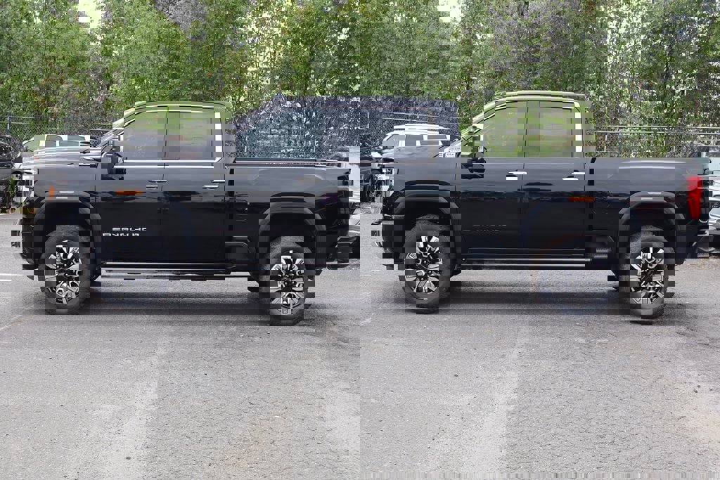 New 2026 GMC Sierra 2500 Denali w/ Max Trailering Package image 5