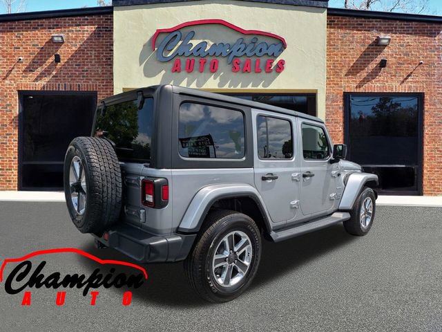 Used 2018 Jeep Wrangler Unlimited Sahara AWD/4WD image 4