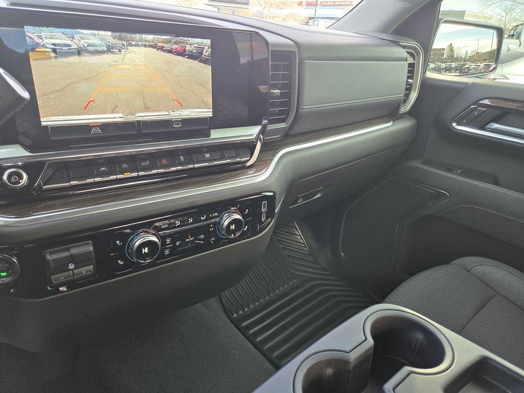 Used 2025 GMC Sierra 1500 Elevation image 14