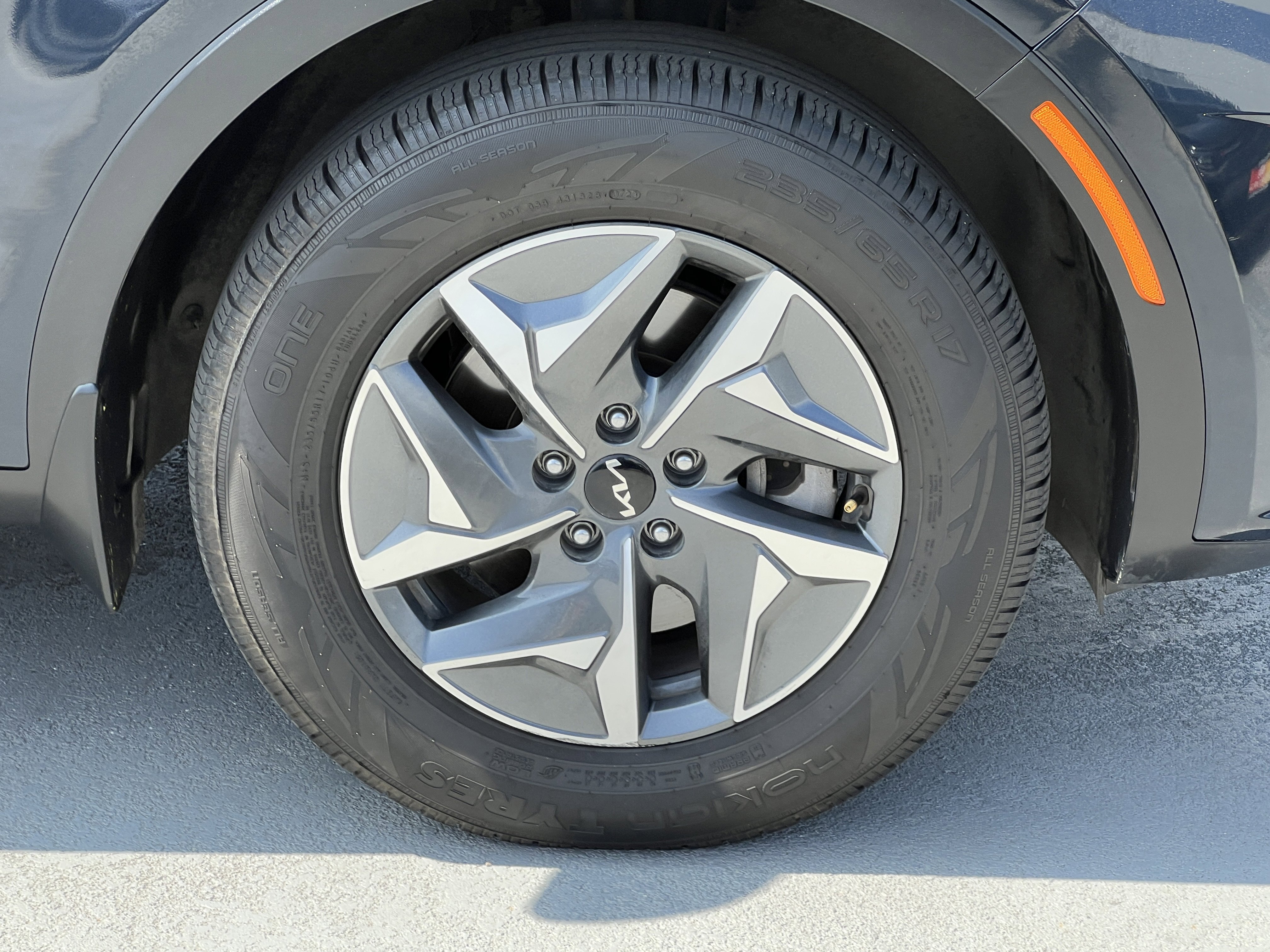 Used 2022 Kia Sorento S image 15