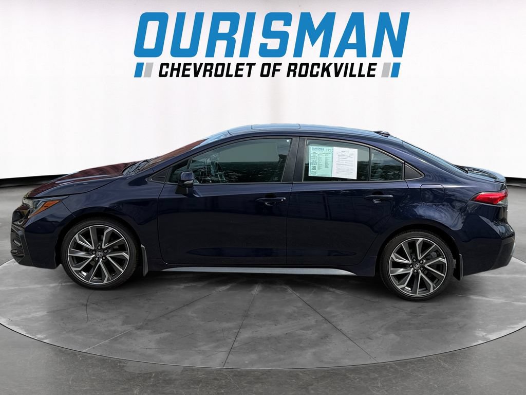 Used 2021 Toyota Corolla XSE FWD image 3