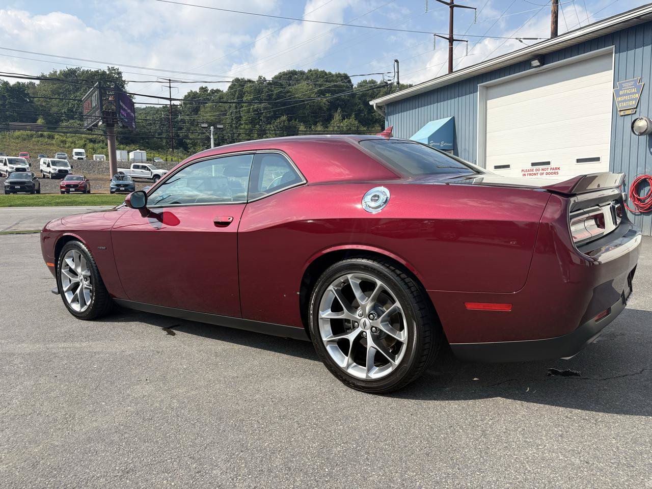 Used 2019 Dodge Challenger R/T w/ Plus Package RWD image 3