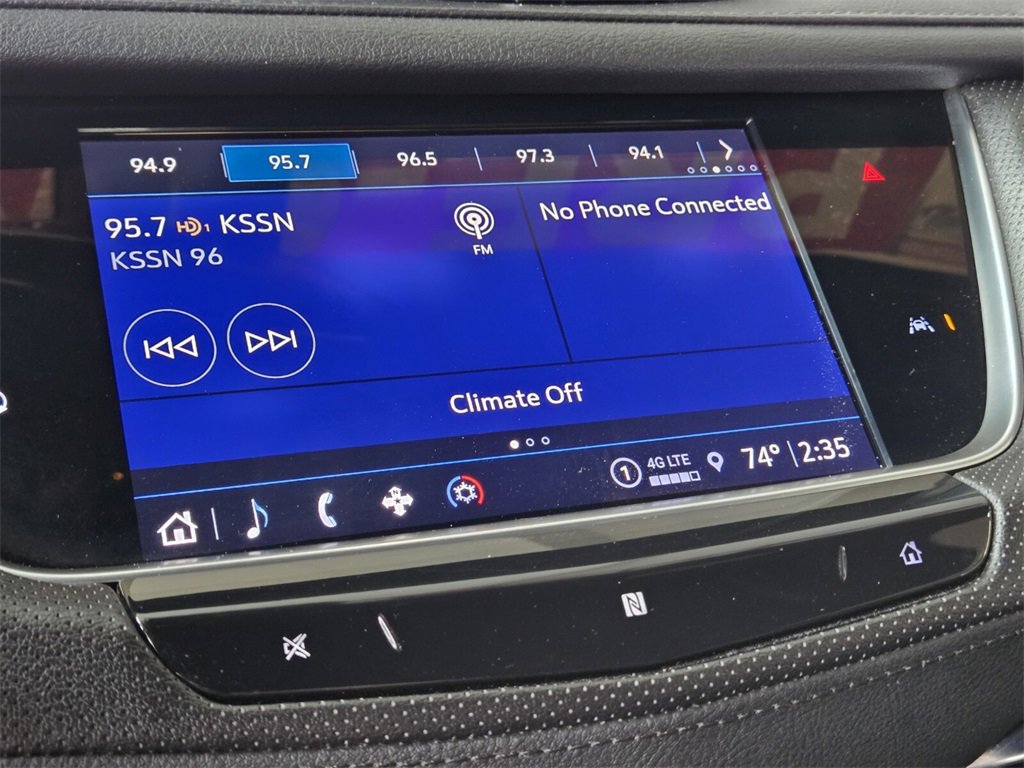 Used 2021 Cadillac XT6 Luxury image 28