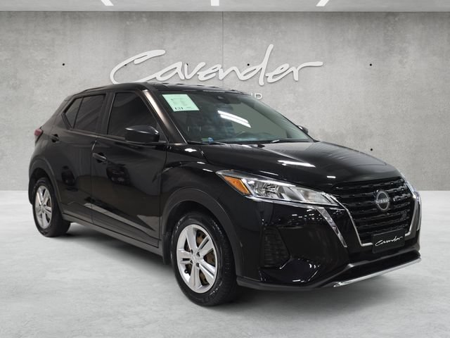 Used 2023 Nissan Kicks S FWD image 2