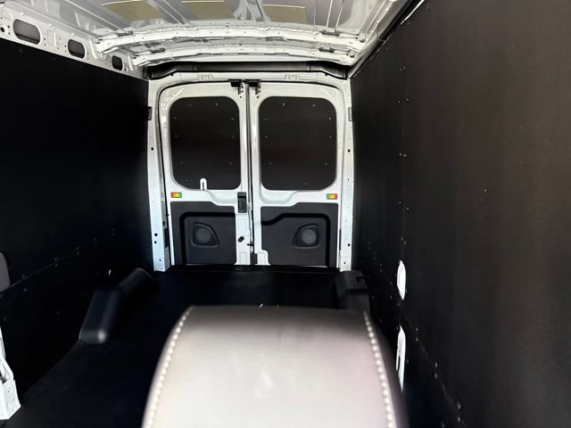 New 2027 Ford Transit 250 148 Medium Roof w/ Load Area Protection Package RWD image 26