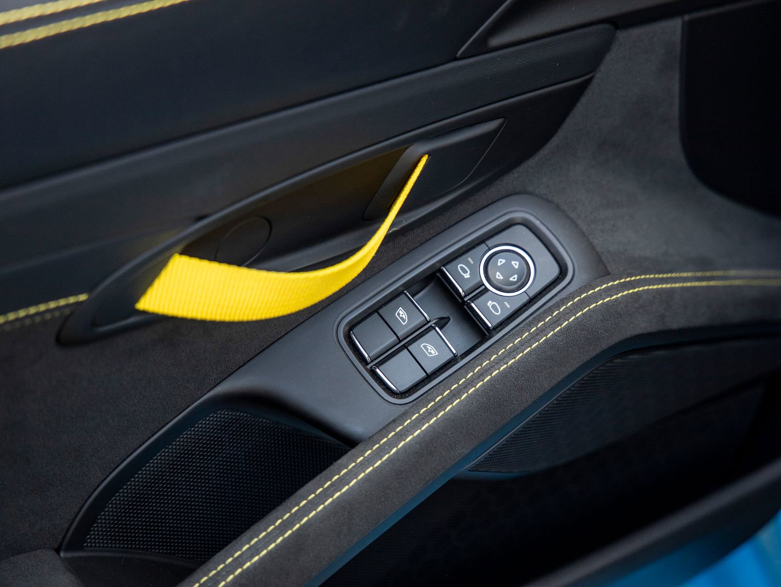 Certified 2021 Porsche 718 Cayman GT4 RWD image 22