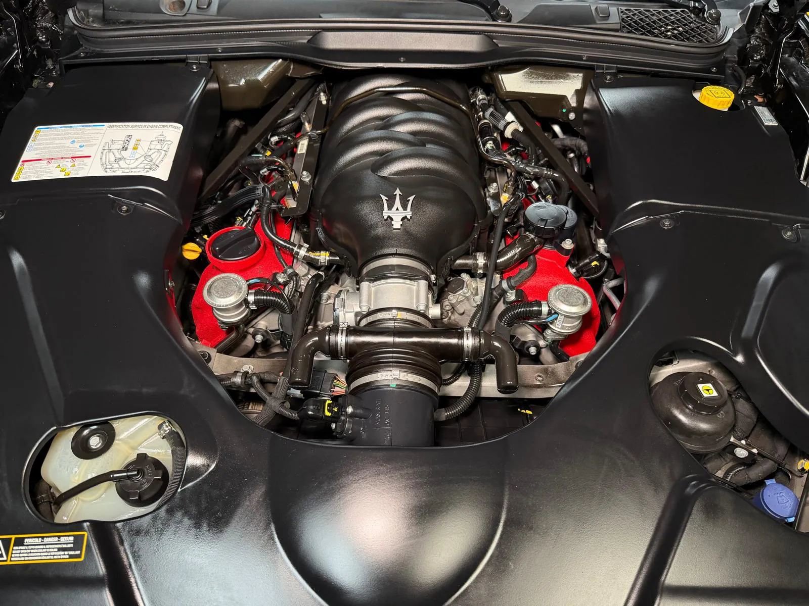 Used 2013 Maserati GranTurismo Convertible RWD image 38