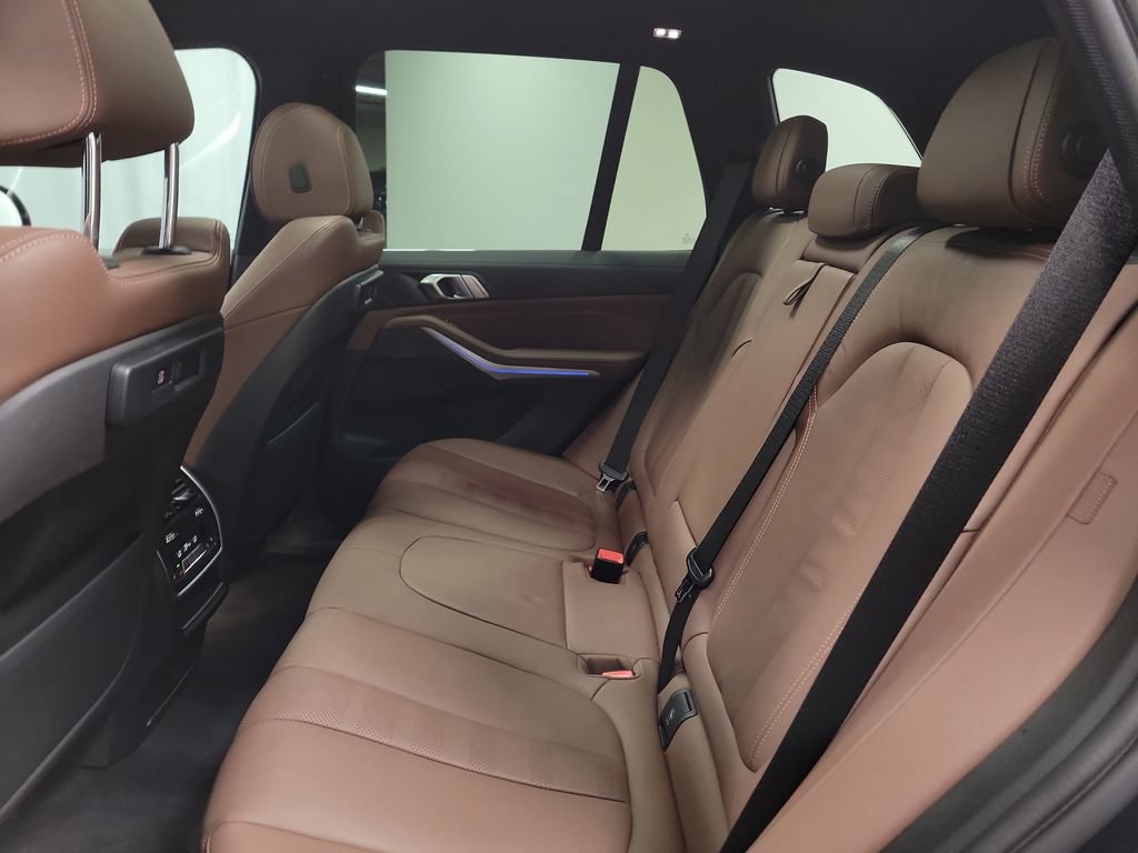 Used 2022 BMW X5 xDrive45e w/ Climate Comfort Package AWD/4WD image 31