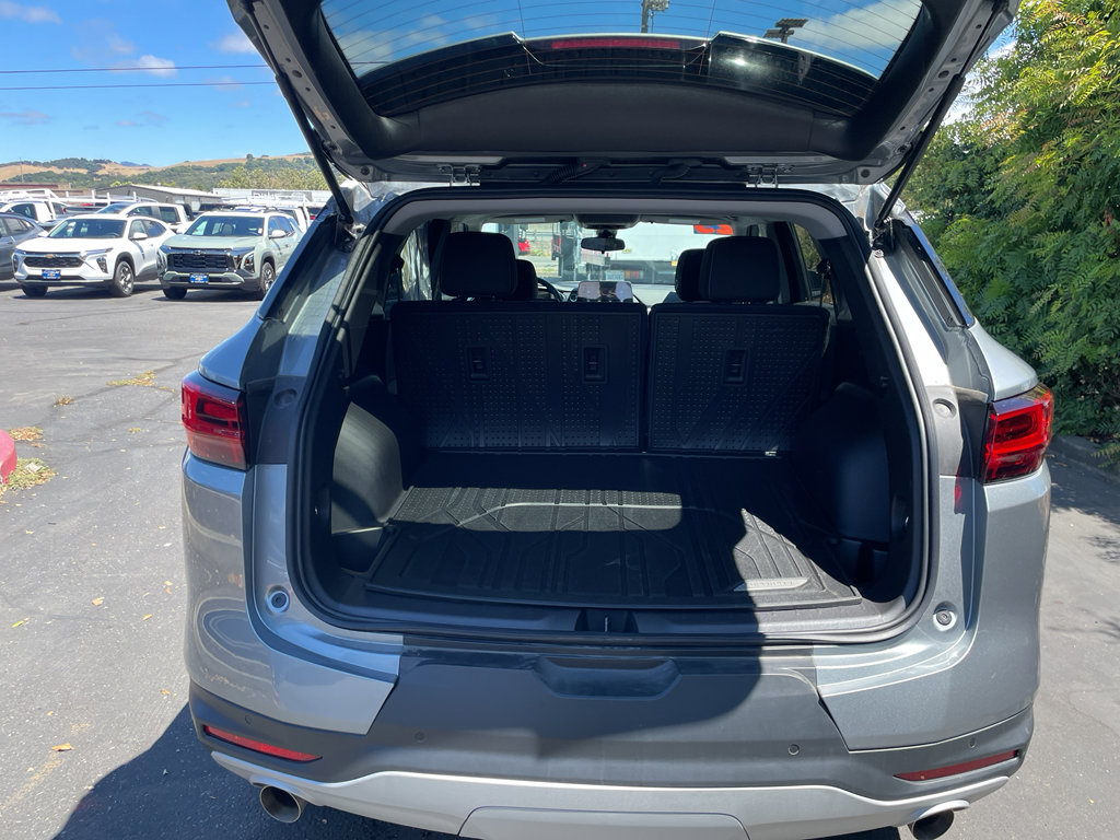 Used 2025 Chevrolet Blazer LT w/ Midnight/Sport Edition image 51