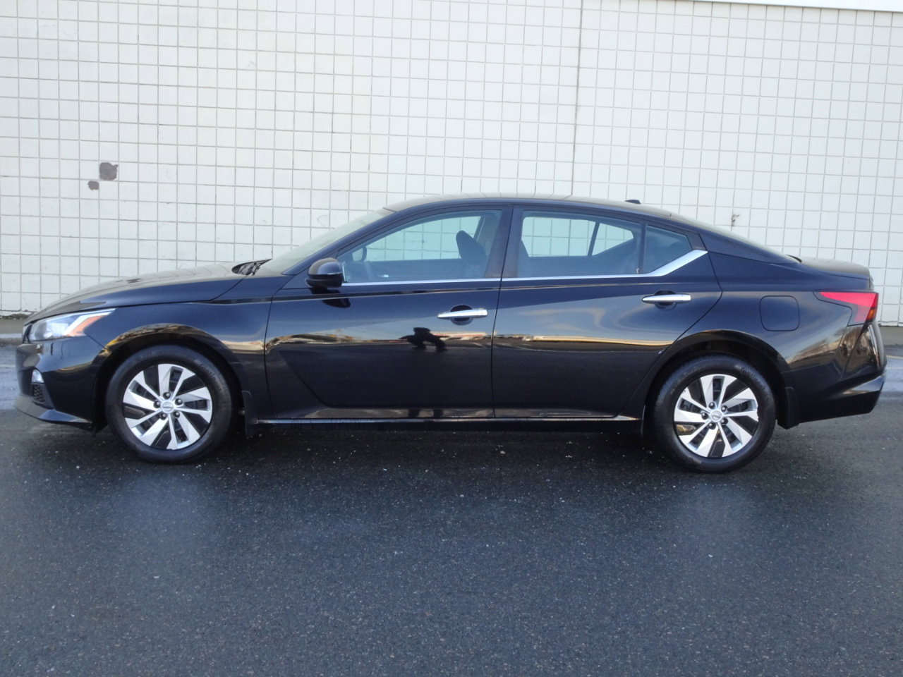 Used 2019 Nissan Altima 2.5 S AWD/4WD image 4