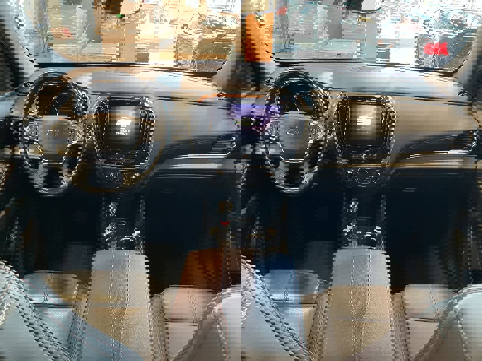 Used 2022 Chevrolet Traverse RS w/ LPO, Floor Liner Package image 28