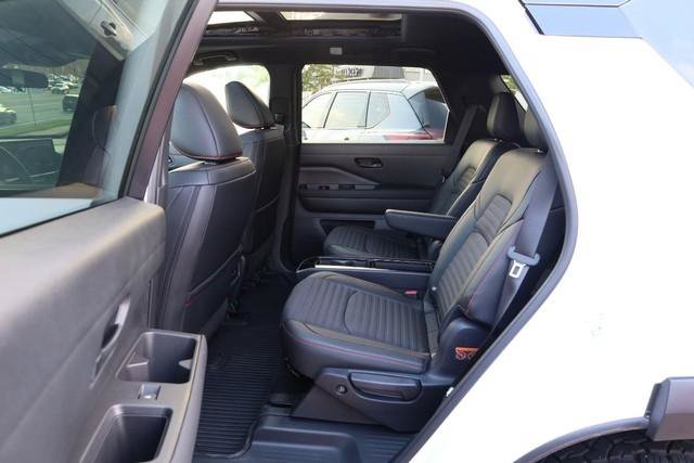 New 2026 Nissan Pathfinder Rock Creek w/ Rock Creek Premium Package AWD/4WD image 26