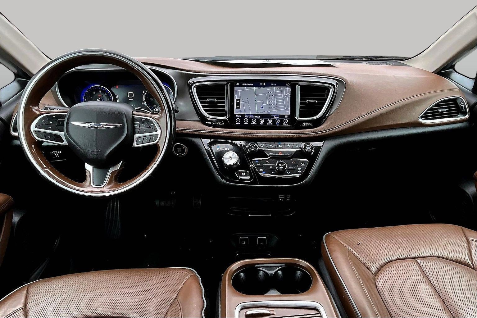 Used 2019 Chrysler Pacifica Limited w/ Advanced Safetytec Group FWD image 10