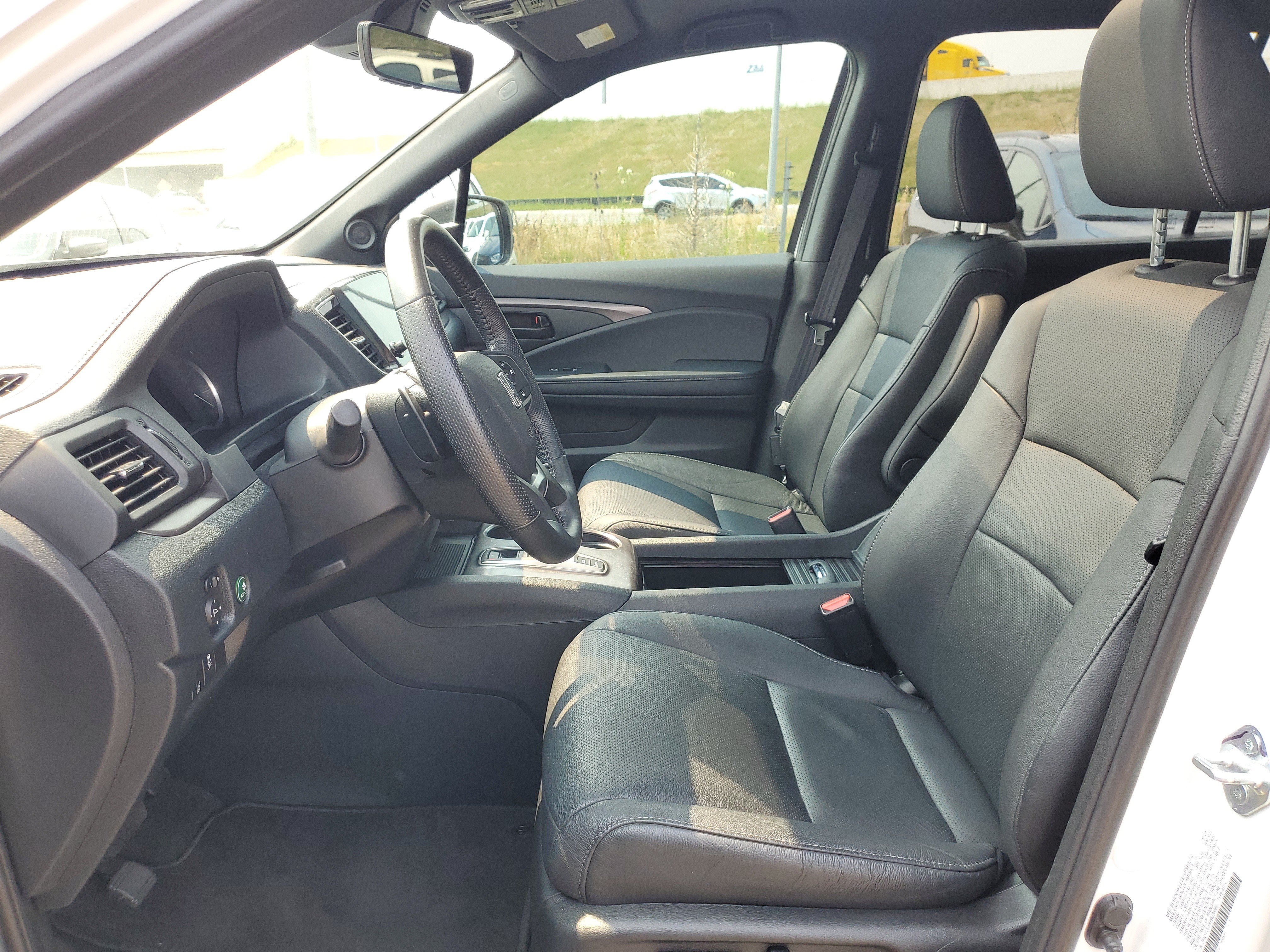Certified 2023 Honda Passport EX-L image 10