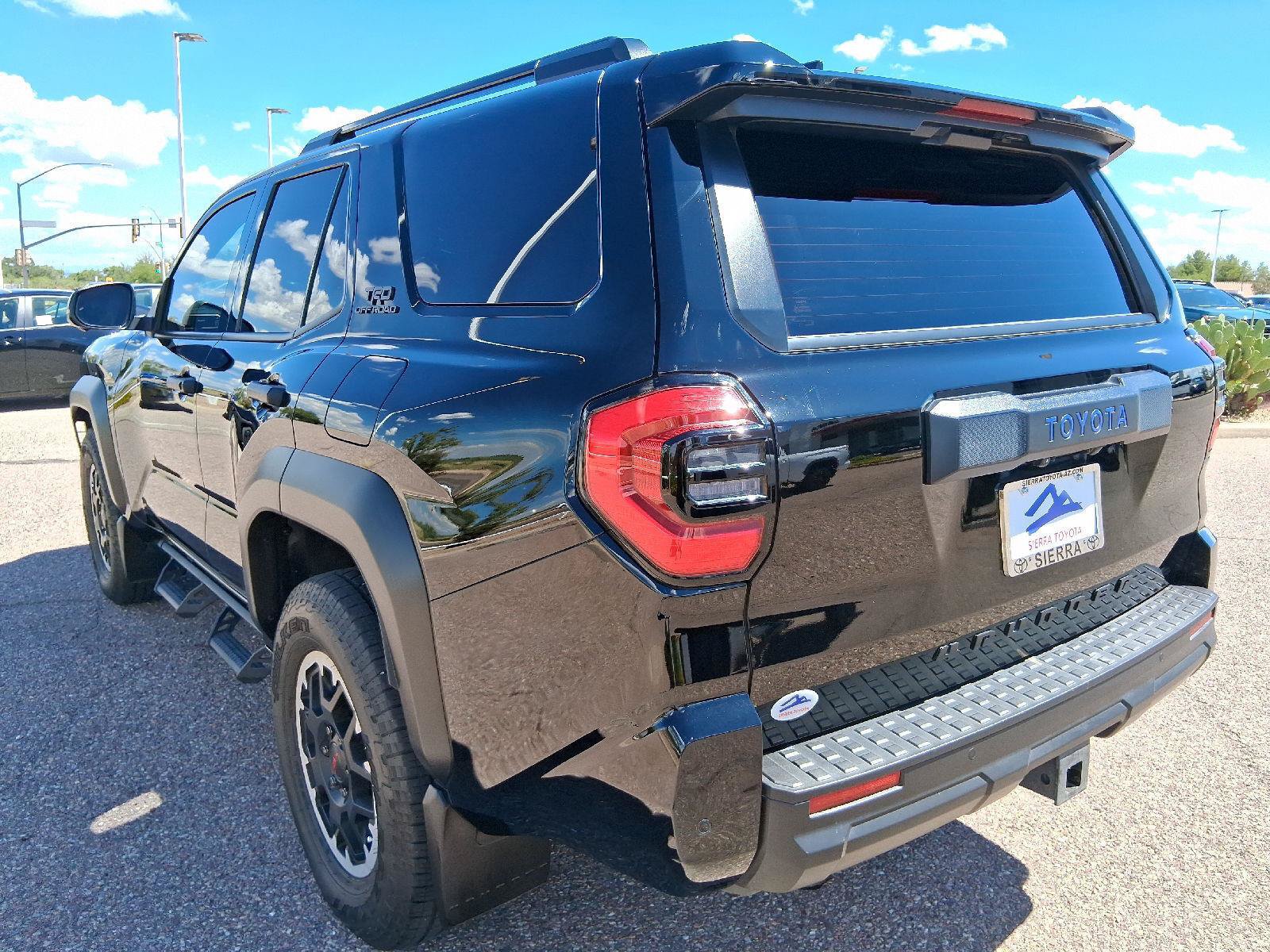 Used 2025 Toyota 4Runner TRD Off-Road Premium AWD/4WD image 4