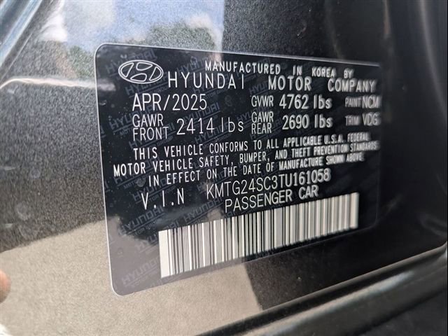 Used 2026 Genesis G70 2.5T Prestige RWD image 12