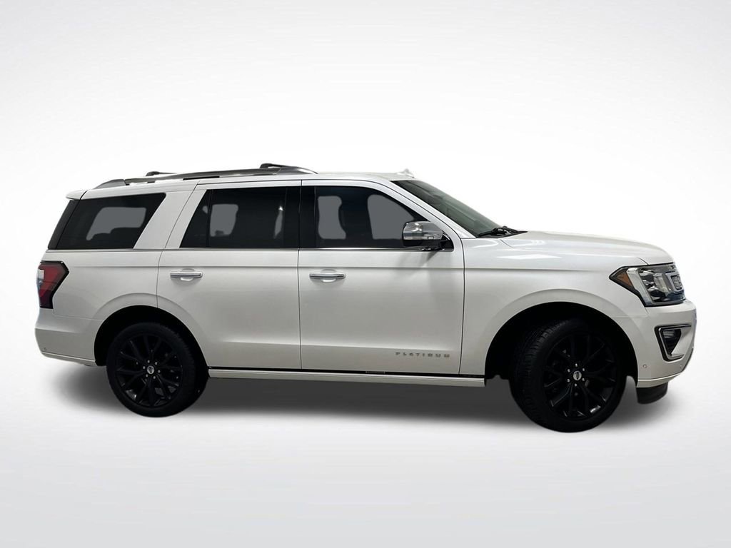 Used 2019 Ford Expedition Platinum image 2