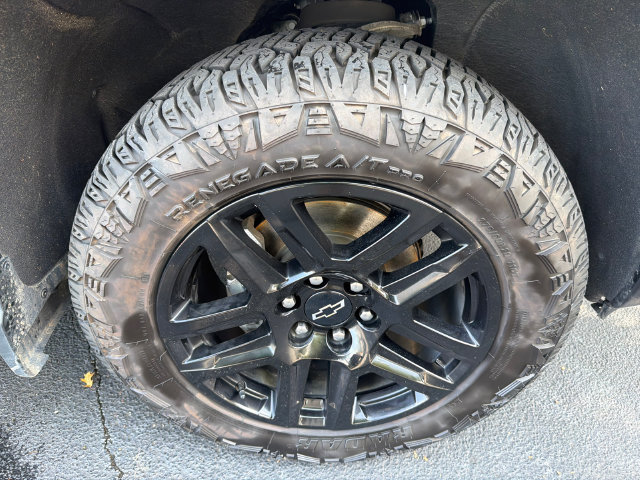 Used 2023 Chevrolet Silverado 1500 Custom RWD image 12