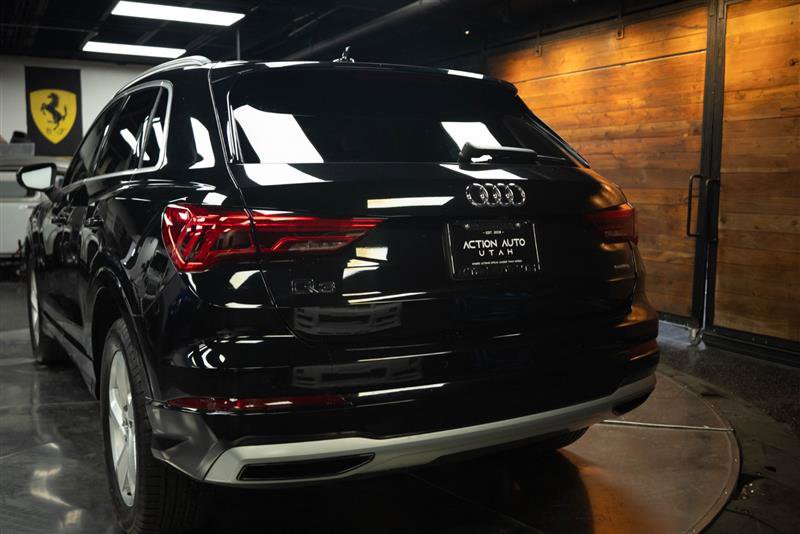 Used 2020 Audi Q3 2.0T Premium w/ Convenience Package AWD/4WD image 6