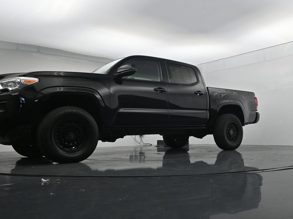 Used 2023 Toyota Tacoma SR AWD/4WD image 38