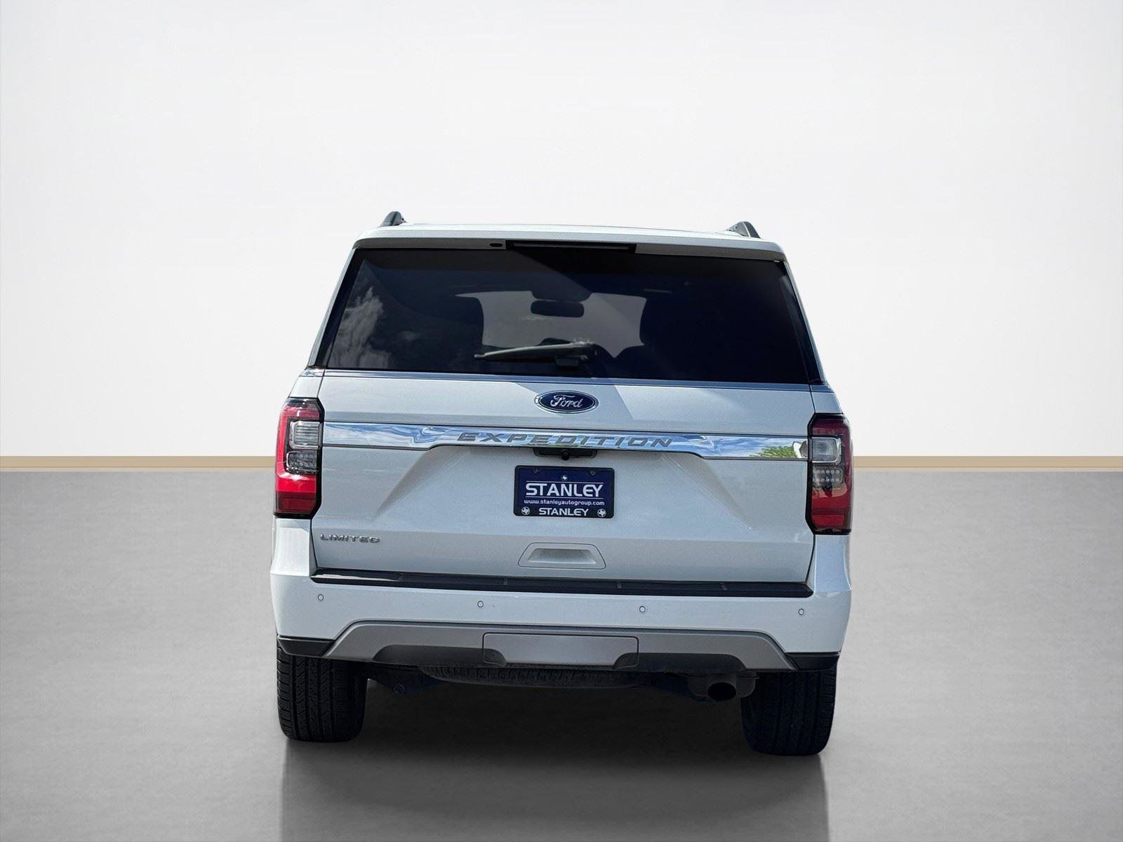 Used 2020 Ford Expedition Limited w/ Equipment Group 301A image 6