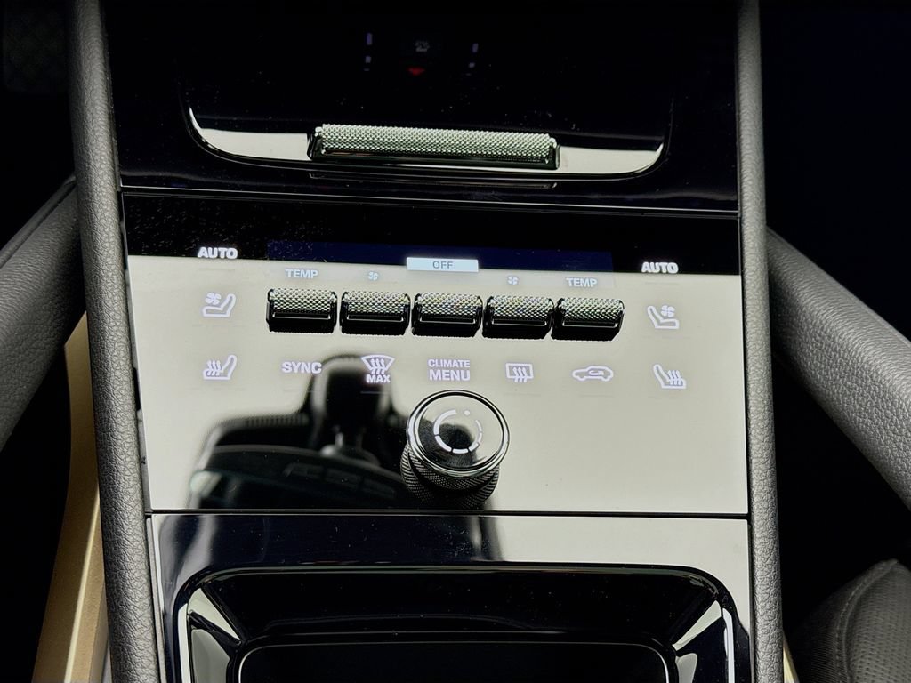 New 2026 Porsche Cayenne AWD/4WD image 23