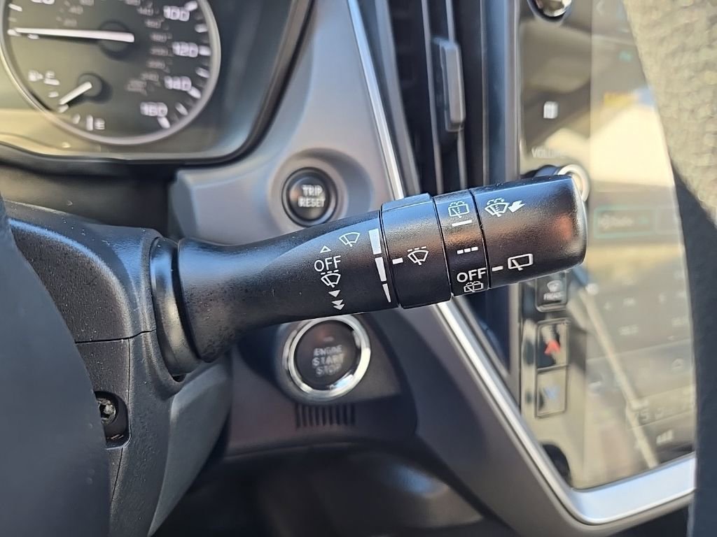 Used 2024 Subaru Crosstrek 2.0i Premium image 17