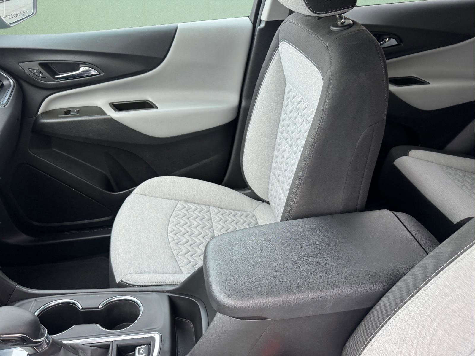 Used 2023 Chevrolet Equinox LT image 8