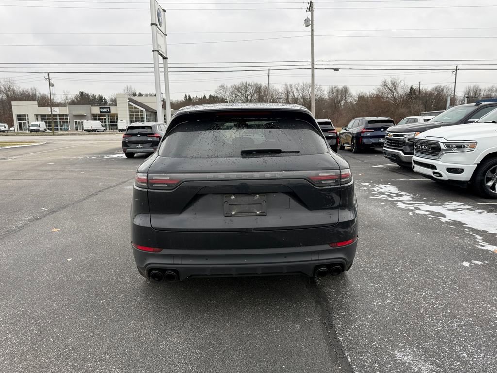 Used 2019 Porsche Cayenne image 4
