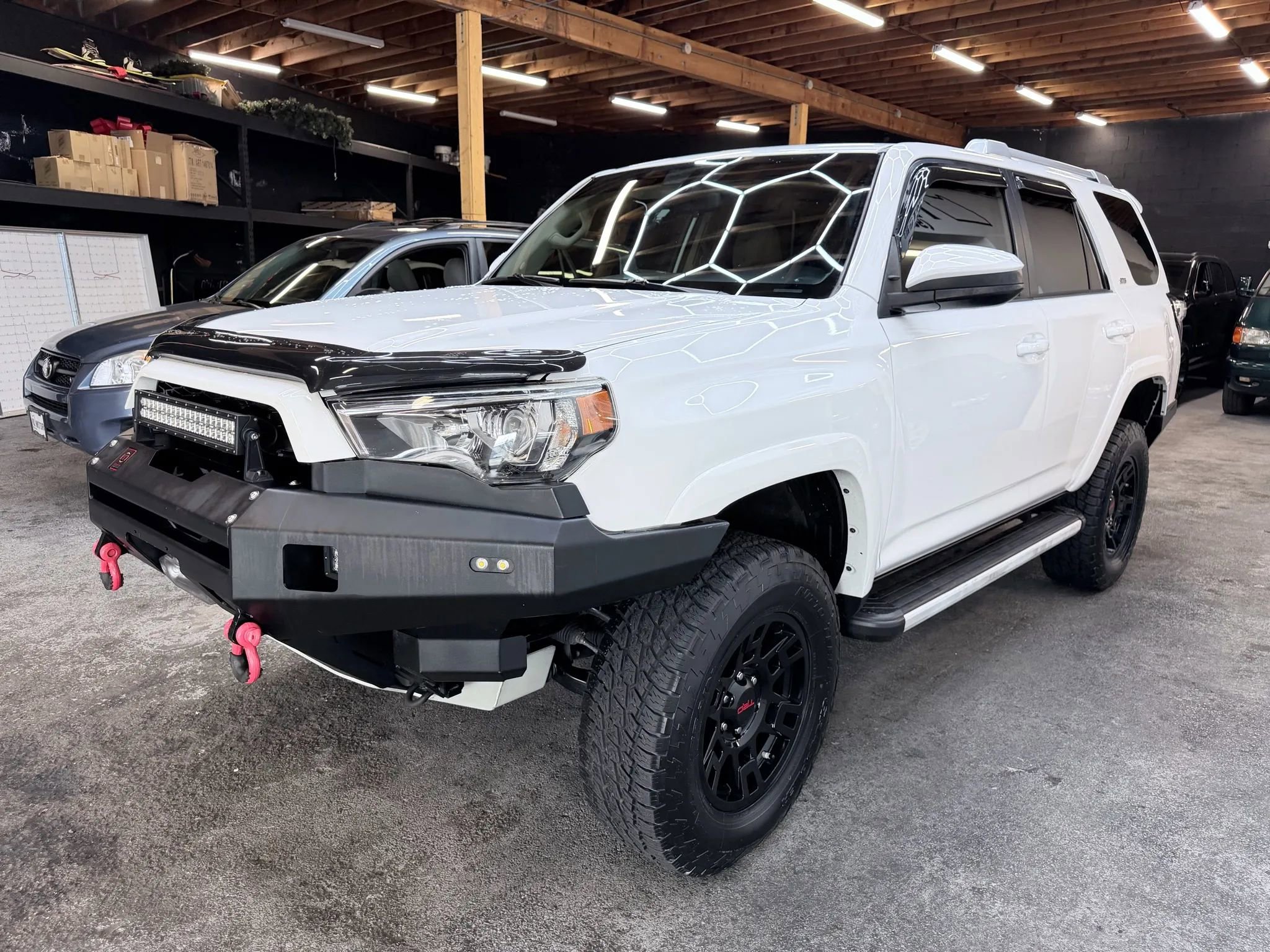 Used 2015 Toyota 4Runner SR5 image 4