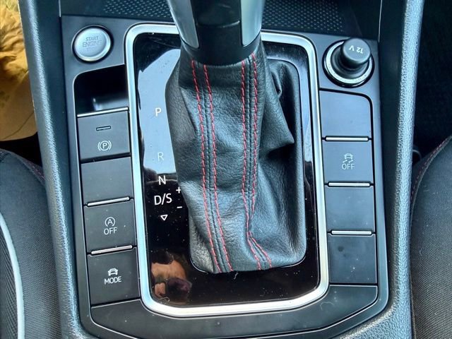 Used 2020 Volkswagen Jetta GLI FWD image 36