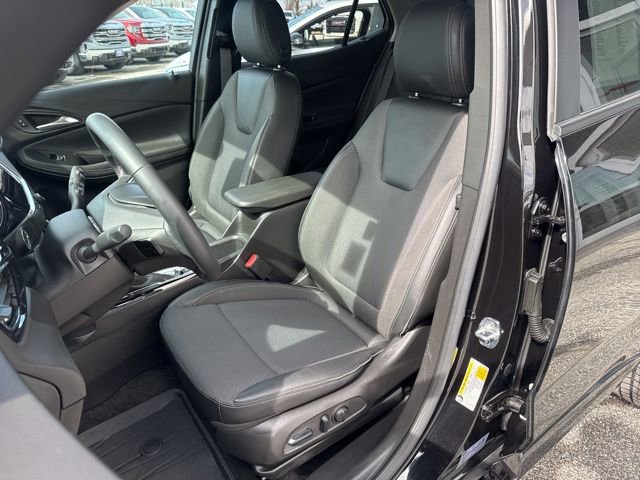 Used 2023 Buick Encore GX Select w/ Sport Touring Package image 14