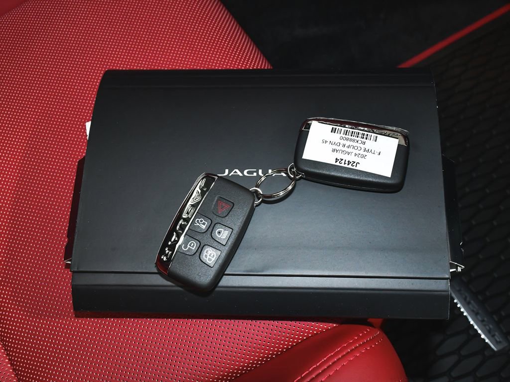 Used 2024 Jaguar F-TYPE R-Dynamic RWD image 59