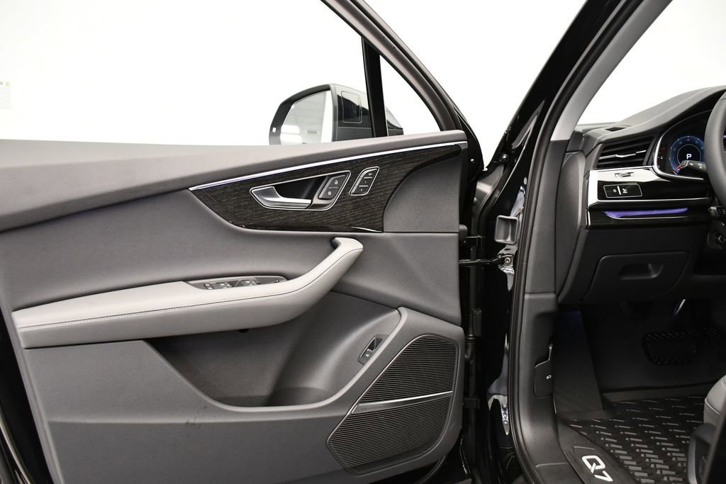 New 2025 Audi Q7 3.0T Premium Plus image 31