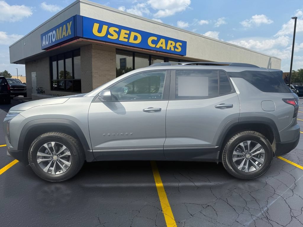 Used 2025 Chevrolet Equinox LT w/ Convenience Package II AWD/4WD image 8