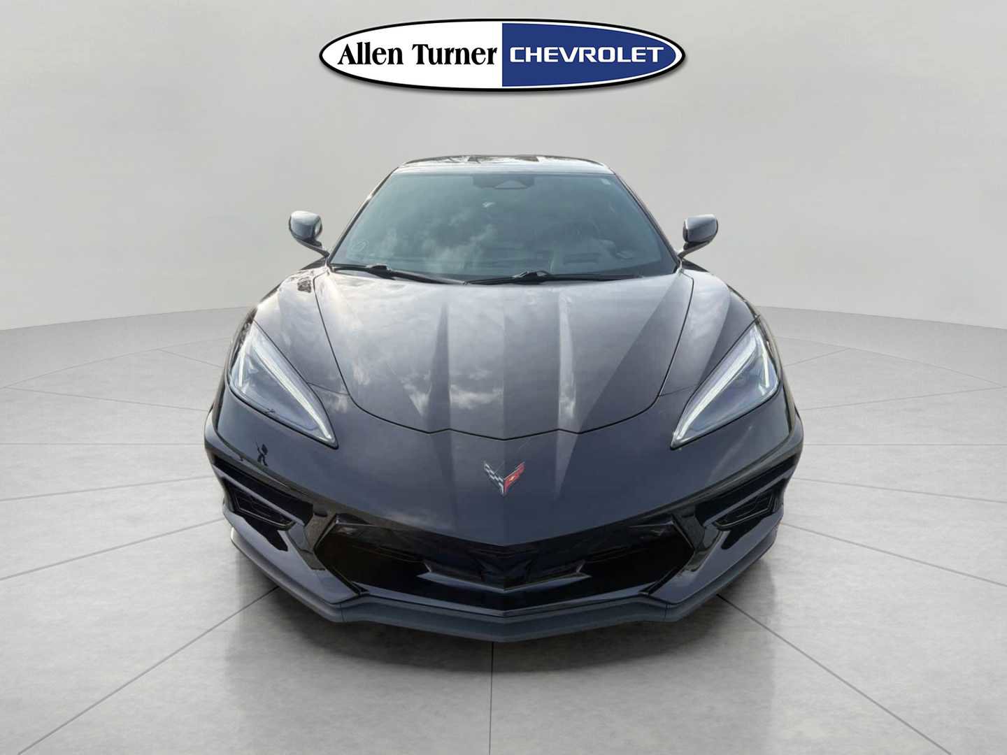 Used 2024 Chevrolet Corvette Stingray Premium Cpe w/ Z51 Performance Package image 2
