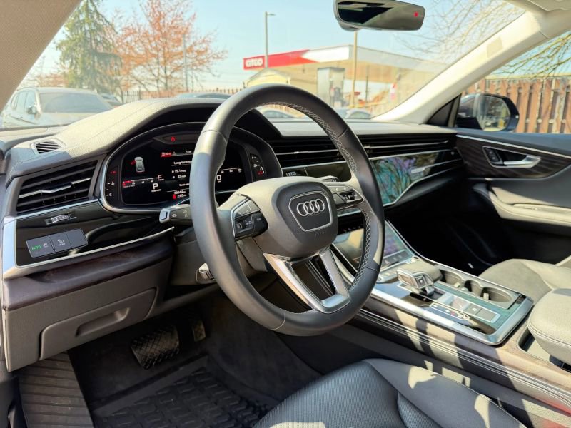 Used 2023 Audi Q8 Premium Plus w/ Premium Plus Package AWD/4WD image 14
