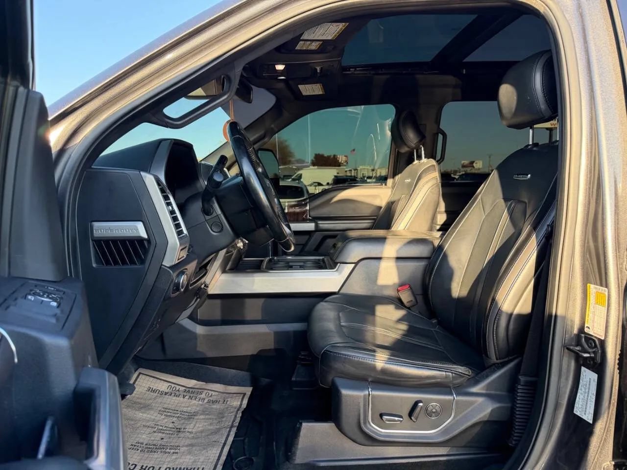 Used 2017 Ford F350 Platinum w/ Platinum Ultimate Package AWD/4WD image 21
