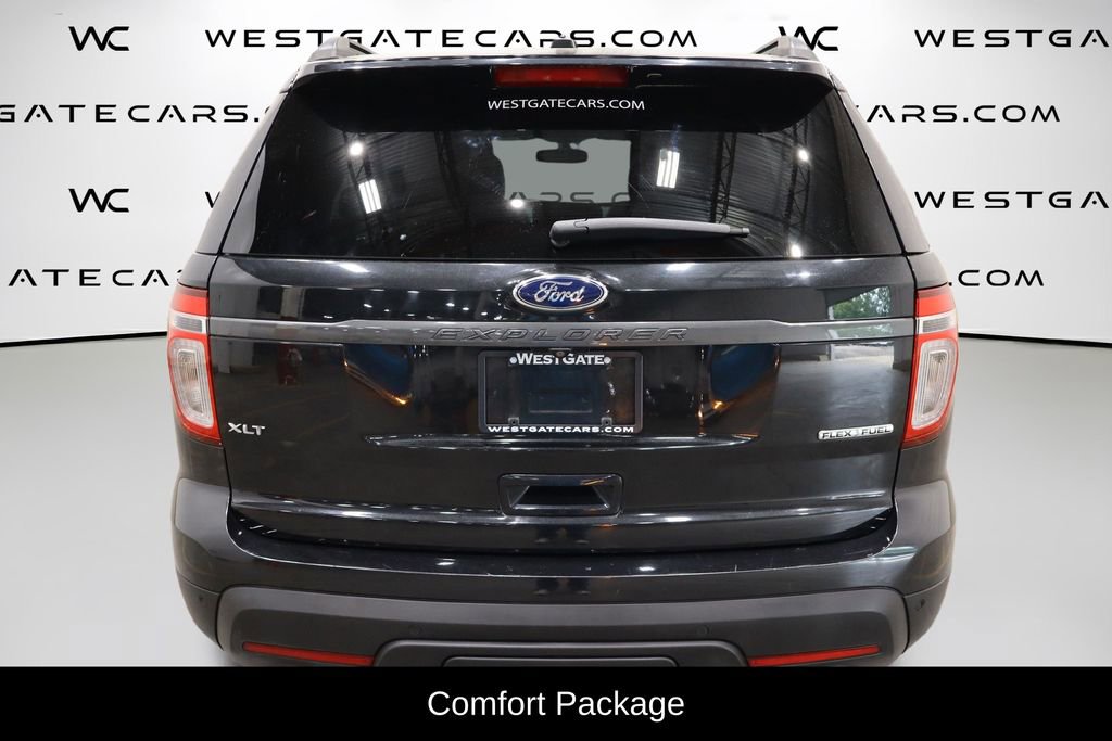 Used 2015 Ford Explorer XLT w/ Equipment Group 202B image 4