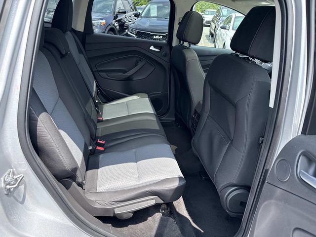 Used 2017 Ford Escape SE w/ Equipment Group 201A AWD/4WD image 11