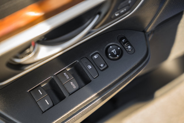 Used 2020 Honda CR-V EX-L image 40