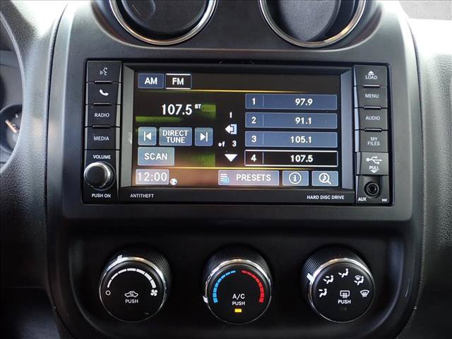 Used 2014 Jeep Patriot Latitude AWD/4WD image 16