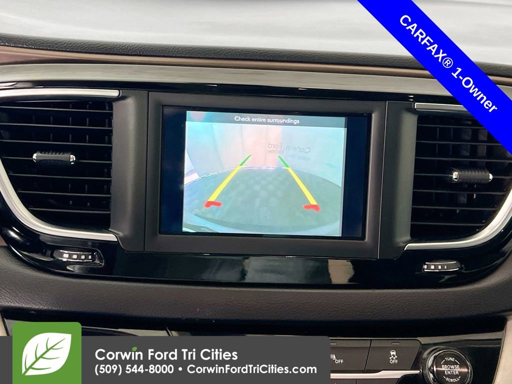 Used 2018 Chrysler Pacifica Touring Plus w/ Tire & Wheel Group image 21