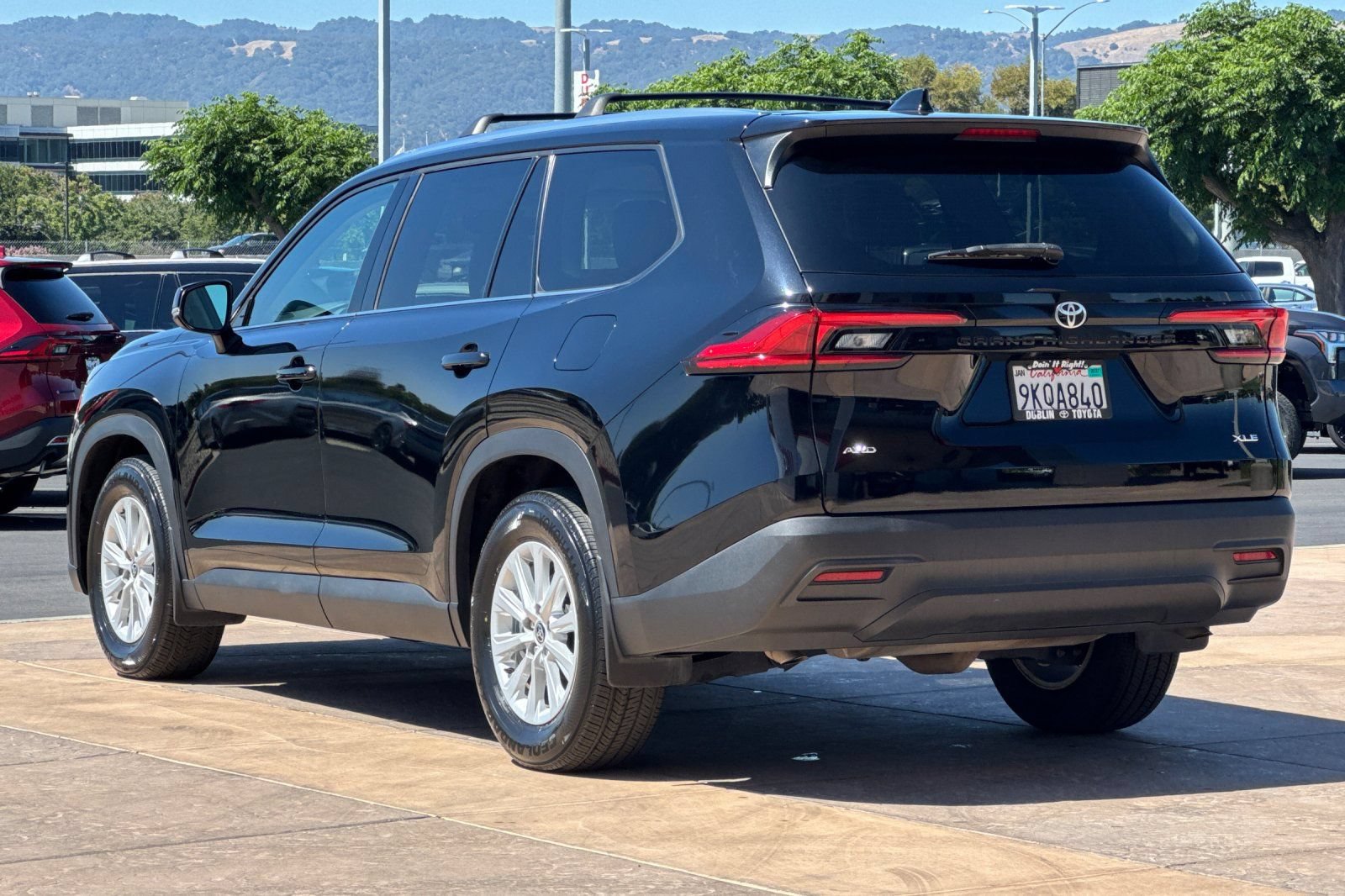 Certified 2024 Toyota Grand Highlander AWD image 7