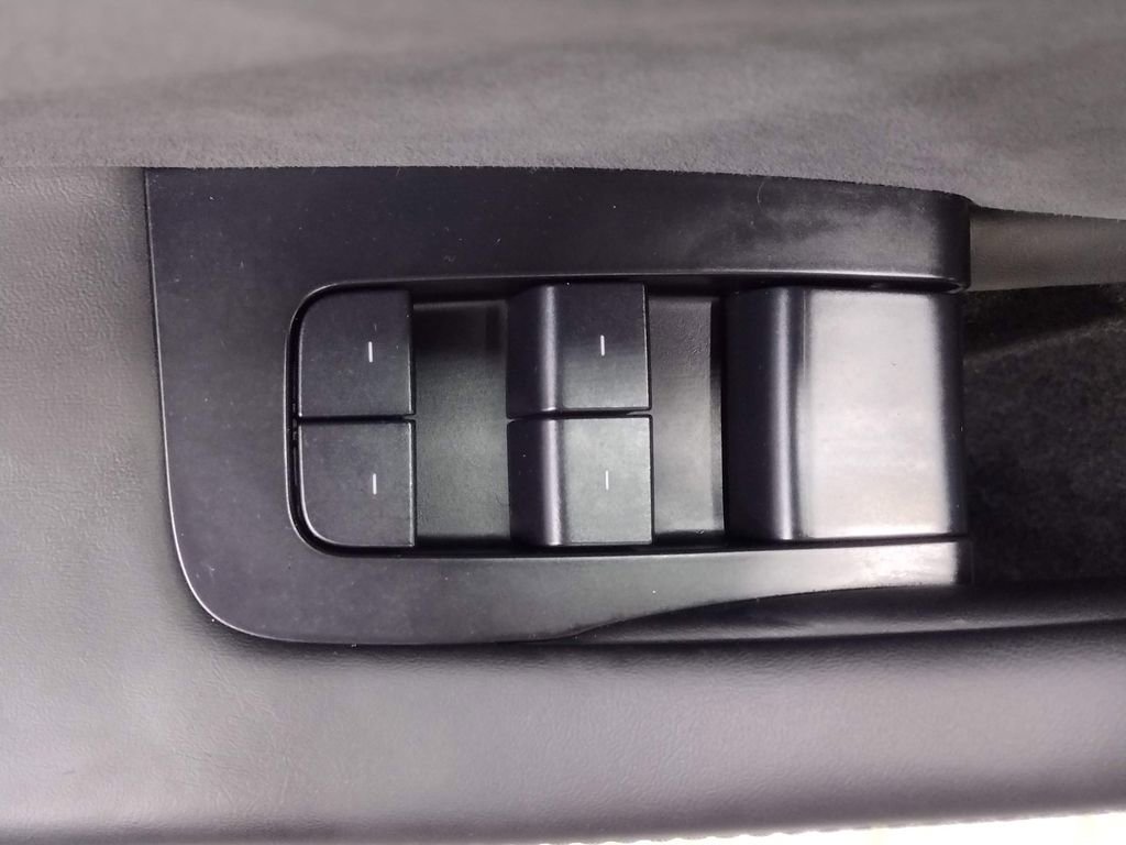 Used 2024 Tesla Model 3 Performance image 18