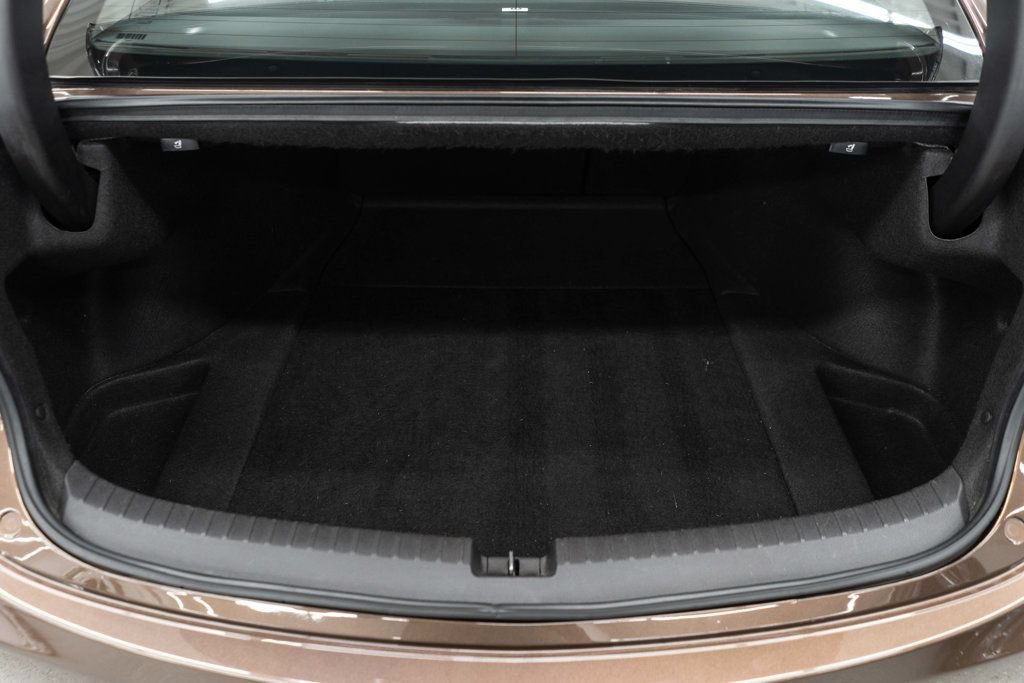 Used 2020 Acura TLX w/ Technology Package FWD image 29
