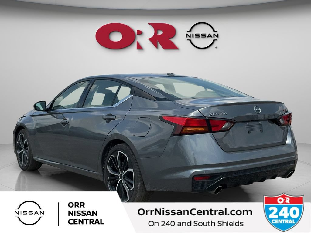 Used 2025 Nissan Altima 2.5 SR FWD image 7